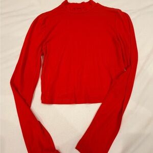 Chic Red Long Sleeve Crop Top